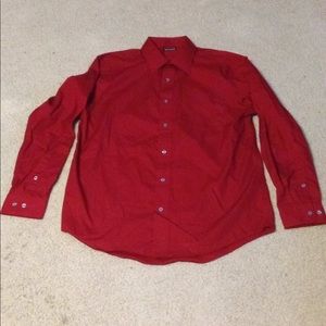 Red dress shirt size M